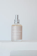 Load image into Gallery viewer, vanilla bean &amp; coconut husk // linen + room spray
